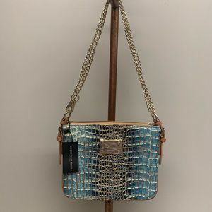 Meet your Posher, Shelby